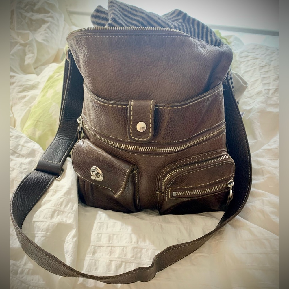 Roots Venetian Leather Crossbody Bag | Sac bandoulière cuir